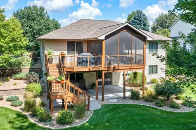 1150 Durango Point, Hugo, MN 55038 - Photo 2