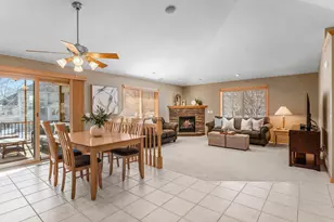 1150 Durango Point, Hugo, MN 55038 - Photo 6