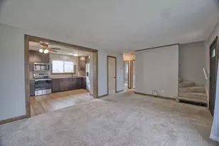 420 Arlington Rd, Hoyt Lakes, MN 55750 - Photo 4