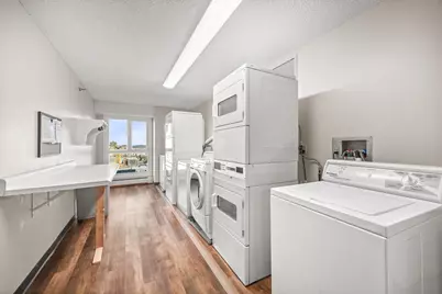 433 S 7th Street #1821, Minneapolis, MN 55415 - Photo 18