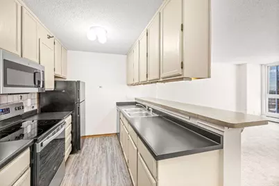 433 S 7th Street #1821, Minneapolis, MN 55415 - Photo 10