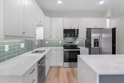 425 W 8th Street #20, New Richmond, WI 54017 - Photo 6