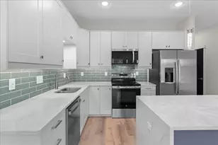 425 W 8th St, New Richmond, WI 54017 - Photo 6