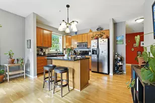 301 Oak Grove St, Minneapolis, MN 55403 - Photo 1