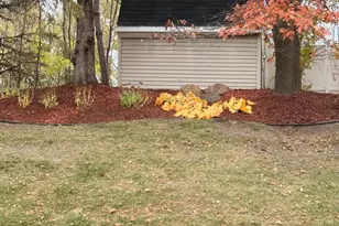 1497 Kings Wood Rd, Eagan, MN 55122 - Photo 48