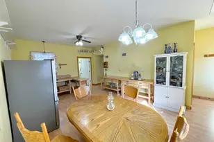 18 S Spring Ave, Springfield, MN 56087 - Photo 8