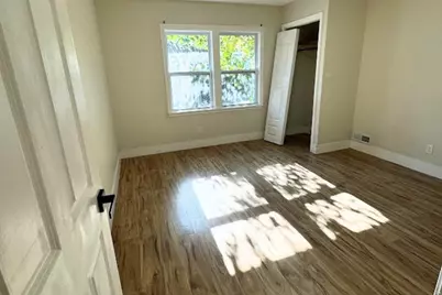 2735 Upton Avenue N, Minneapolis, MN 55411 - Photo 12