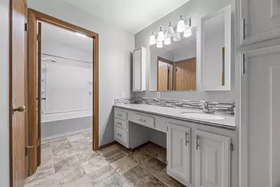 1701 42nd Street S, Fargo,  58103 - Photo 16