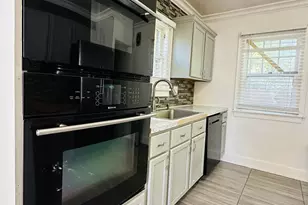 3331 Knox Ave N, Minneapolis, MN 55412 - Photo 4