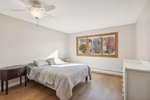 4350 Brookside Ct, Edina, MN 55436 - Photo 14