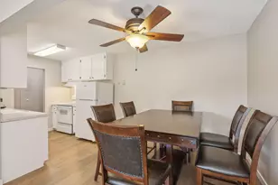 4350 Brookside Ct, Edina, MN 55436 - Photo 8