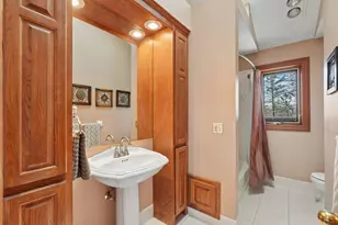 1438 Kings Wood Rd, Eagan, MN 55122 - Photo 26