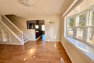 1845 Aglen St, Roseville, MN 55113 - Photo 8