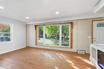 4228 Halifax Avenue N, Robbinsdale, MN 55422 - Photo 4