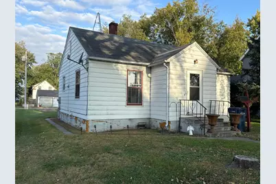 307 15 Street N, Benson, MN 56215 - Photo 2