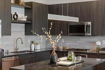 1240 S 2nd Street #922, Minneapolis, MN 55415 - Photo 8