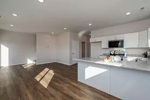 3117 & 3119 Noble Dr, Mankato, MN 56001 - Photo 10