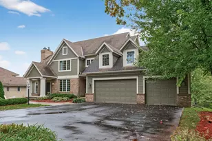 8019 Marsh Creek Rd, Woodbury, MN 55125 - Photo 2