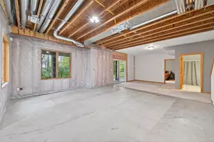 8019 Marsh Creek Rd, Woodbury, MN 55125 - Photo 36