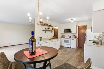 1923 Fox Ridge Drive #B, West Saint Paul, MN 55118 - Photo 6