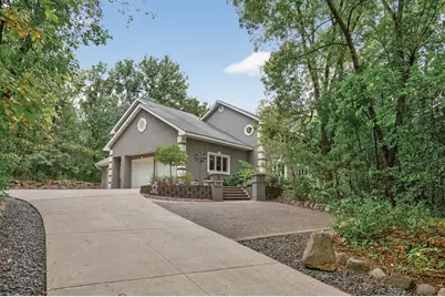 8574 McGuire Court E, Shakopee, MN 55379 - Photo 70