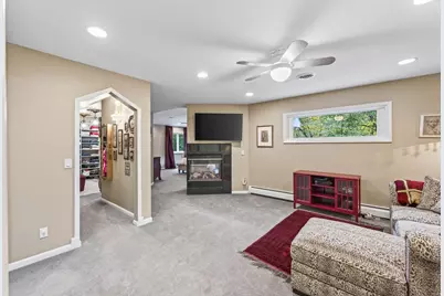 8574 McGuire Court E, Shakopee, MN 55379 - Photo 34