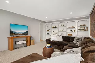 6212 St Albans Cir, Edina, MN 55439 - Photo 20