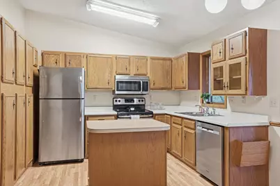 16 Woodridge Drive, Belle Plaine, MN 56011 - Photo 8