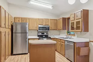 16 Woodridge Dr, Belle Plaine, MN 56011 - Photo 8