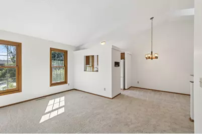 6671 Stillwater Boulevard N, Oakdale, MN 55128 - Photo 6