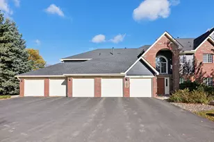 2556 Concord Way, Mendota Heights, MN 55120 - Photo 1