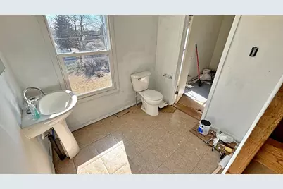 12 E Main Street, Madelia, MN 56062 - Photo 28