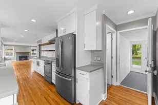 1802 Lydia Ave W, Roseville, MN 55113 - Photo 12