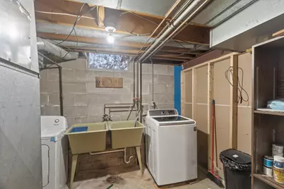 2002 Arkwright Street, Maplewood, MN 55117 - Photo 16