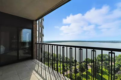 2950 Dean Parkway #2205, Minneapolis, MN 55416 - Photo 2