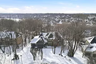 6340 Summit Cir, Chanhassen, MN 55317 - Photo 2