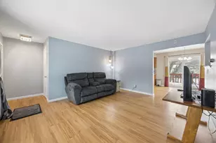 11208 Jefferson St NE, Blaine, MN 55434 - Photo 4