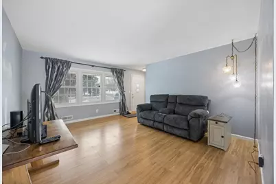 11208 Jefferson Street NE, Blaine, MN 55434 - Photo 2