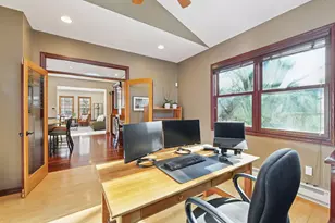 8762 Prescott Dr, Eden Prairie, MN 55347 - Photo 6