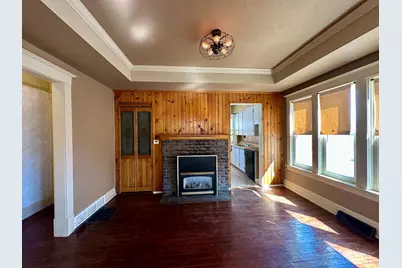 742 N Freeman Avenue, Luverne, MN 56156 - Photo 8