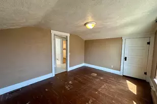 742 N Freeman Ave, Luverne, MN 56156 - Photo 24