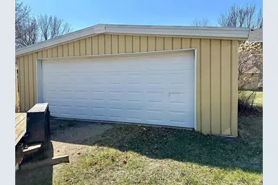 742 N Freeman Avenue, Luverne, MN 56156 - Photo 30