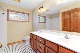 8124 Clifford Cir, Inver Grove Heights, MN 55076 - Photo 24