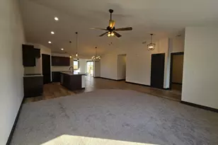 630 Cedar Ridge Ave, Le Center, MN 56057 - Photo 10