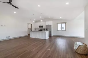 309 Pinehurst Dr, Mankato, MN 56001 - Photo 12