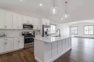 309 Pinehurst Dr, Mankato, MN 56001 - Photo 20