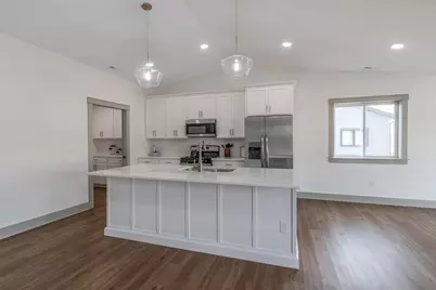 309 Pinehurst Drive, Mankato, MN 56001 - Photo 14