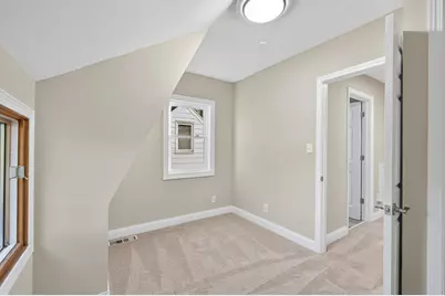 1427 Hazel Street N, Saint Paul, MN 55119 - Photo 32