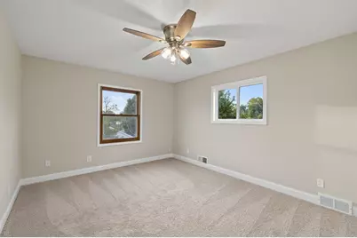 1427 Hazel Street N, Saint Paul, MN 55119 - Photo 24