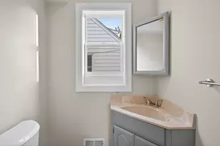 1427 Hazel St N, Saint Paul, MN 55119 - Photo 14